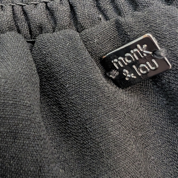 Monk & Lou Black Paper Bag Pants – Size M – Aritzia - Picture 5 of 7